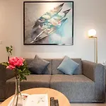 Luxury Modern 2Brs 2Wc, Zenity D1 City View