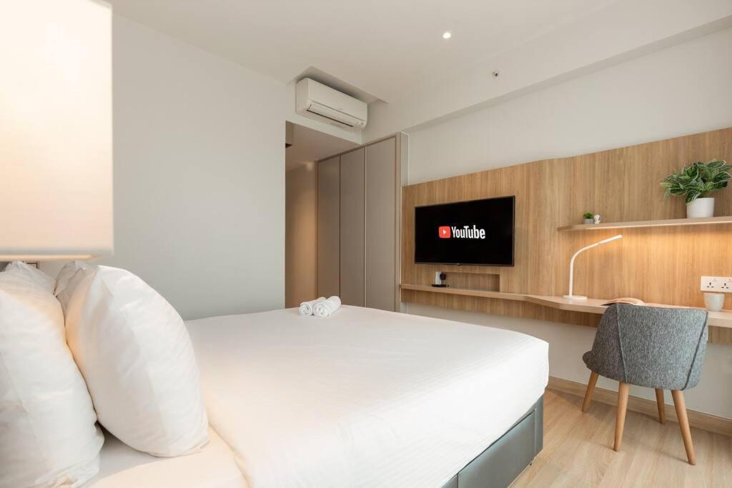 Căn hộ Luxury Modern 2brs 2wc, Zenity D1 View *