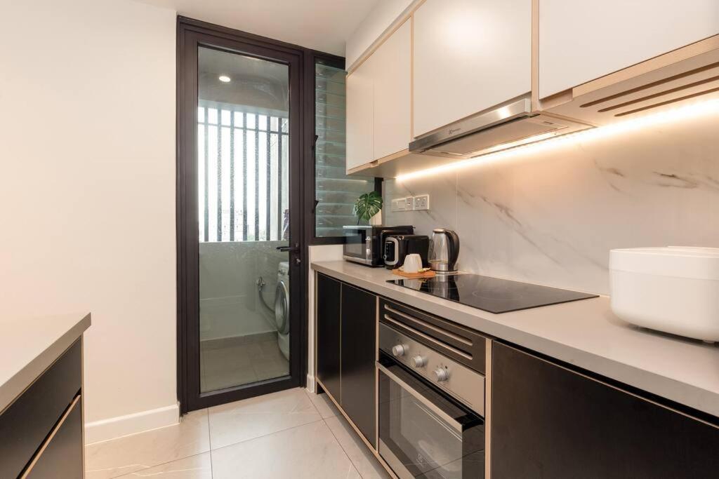 Căn hộ Luxury Modern 2brs 2wc, Zenity D1 View