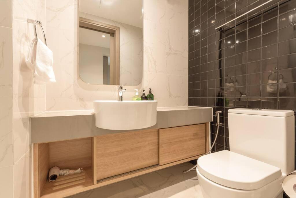 Luxury Modern 2brs 2wc, Zenity D1 View TP. Hồ Chí Minh